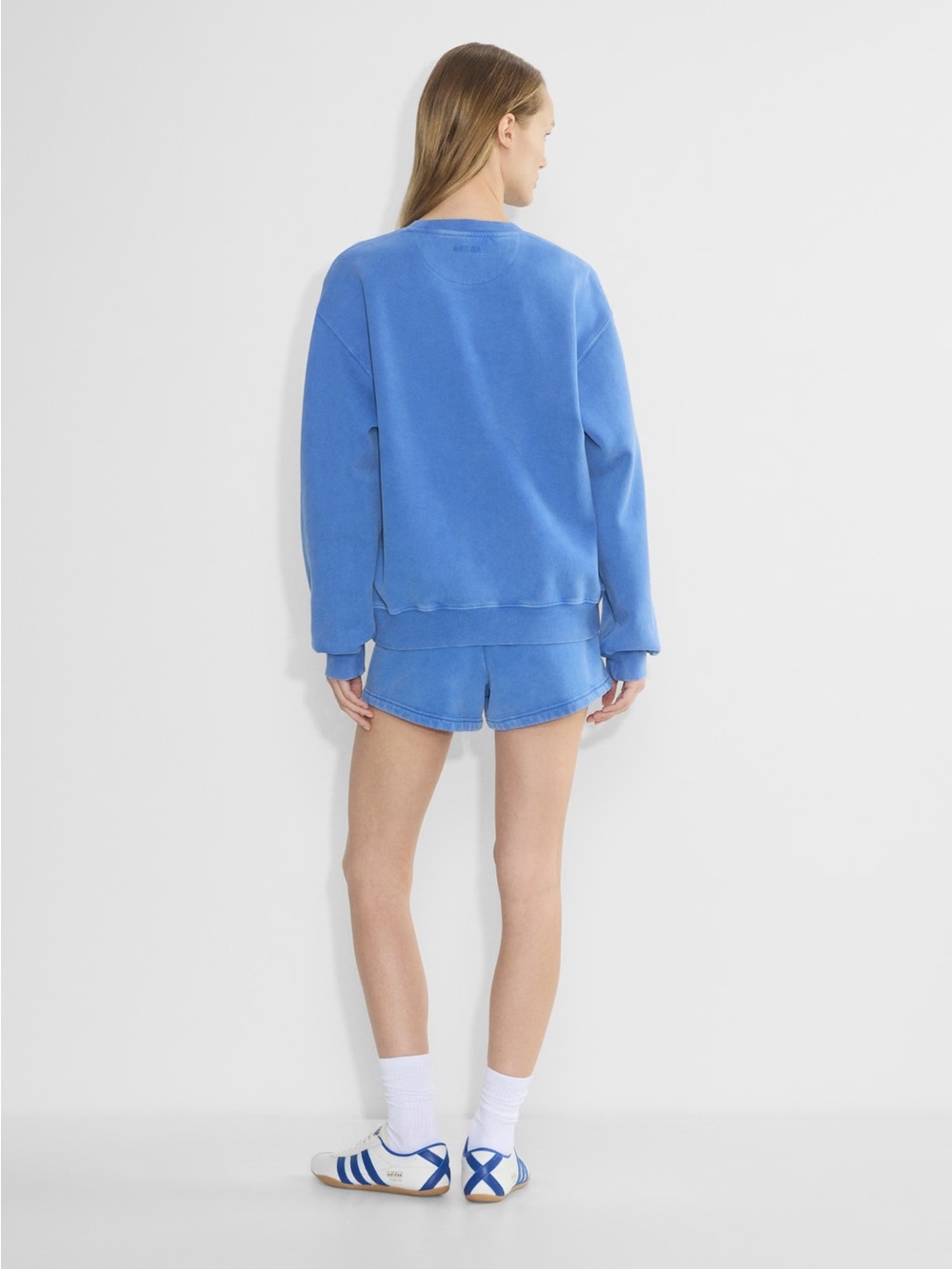 Aritzia Cozy Sweatfleece Perfect Crew Sweatshirt Sun-Faded Jazz Blue - Picture 7 of 8